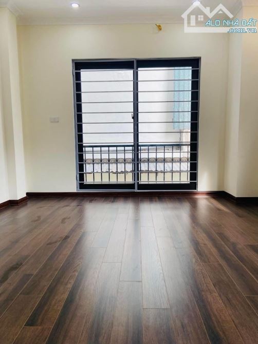 Bán nhà 5 tầng 56m ngõ 349 Minh Khai giá 4,8 tỷ - 2