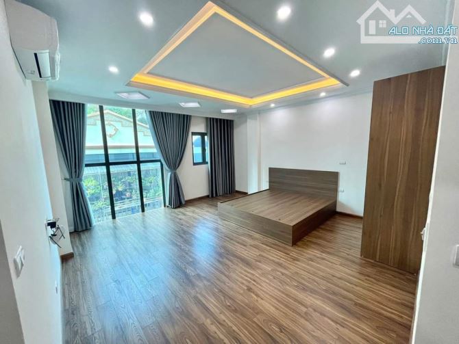 Bán toà nhà 9 tầng phân lô oto tránh Hoàng Quốc Việt - 4