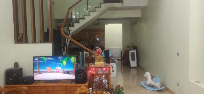 Cần bán căn nhà 3 tầng mặt đường Bạch Đằng, Phường Quảng Hưng 110m2, kinh doanh buôn bán - 4
