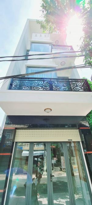 Bán nhà 1 trệt 3 lầu mặt tiền đường Phan Chu Trinh