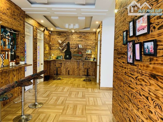 CĂN VILLA 14 PHÒNG KINH DOANH ĐƯỜNG QUANG TRUNG