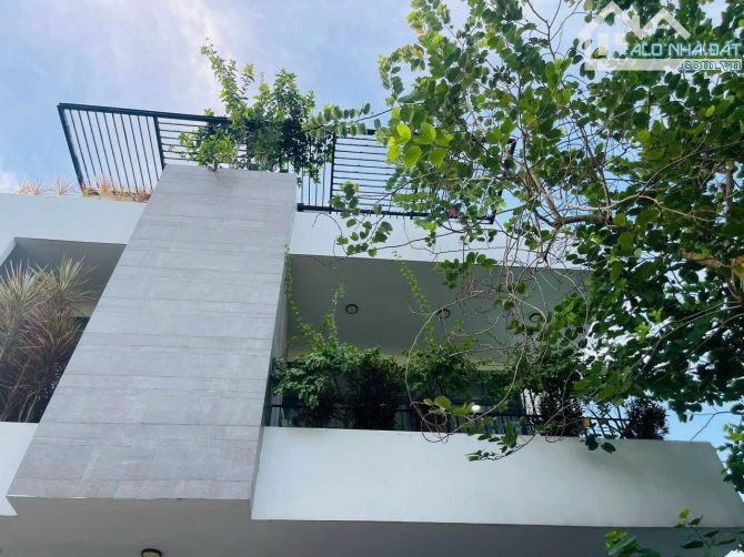 Bán Villa 3 tầng siêu xinh đường Lê Hy Cát - thuộc khu đô thị ven sông Nam Việt Á - 3