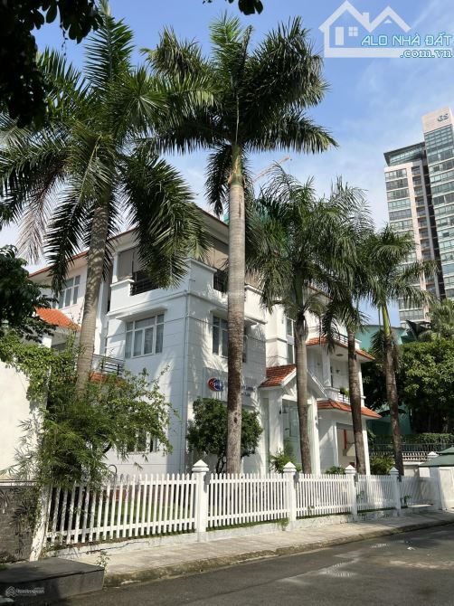 8 x 25m, bán biệt thự khu đệ nhất khách sạn Hoàng Việt (31 tỷ)