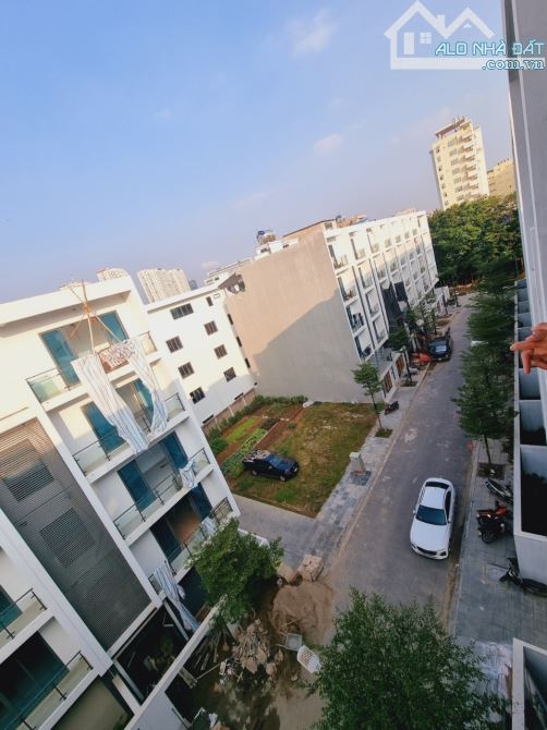 Bán biệt thự liền kề -Goldmark City,90m*5T*5MT 2 thoáng ô tô tránh - vỉa hè  tc 18 tỷ - 1