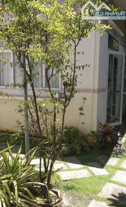 Bán lô đất ODT nhỏ thích hợp làm homestay ở Mũi Né - 130m2 mặt tiền 10m - giá 2,2 tỷ - 1