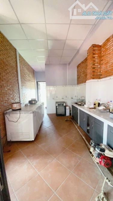 Hạ giá bán nhà vườn mt đường nhựa xây dựng đẹp, phù hợp nghỉ dưỡng cuối tuần - 4