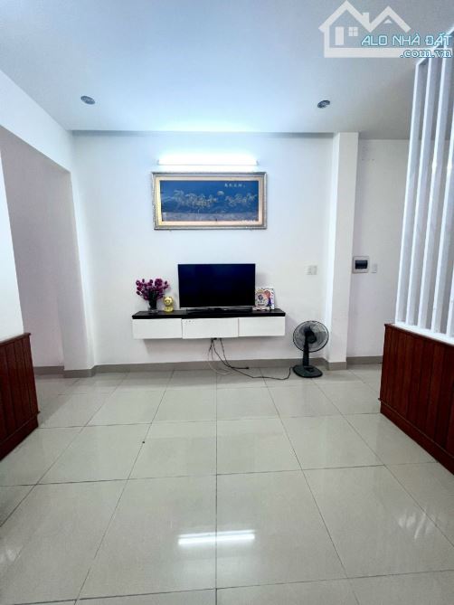 SIÊU PHẨM GIÁ RẺ. 3 TẦNG ĐẸP. 100M2-NGANG 5,4M. MT BÌNH AN 7- HẢI CHÂU- ĐÀ NẴNG. NHỈNH 6Tỷ - 4