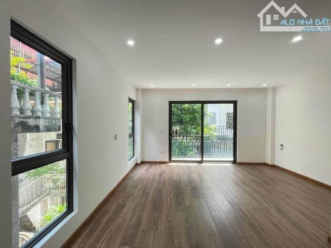 MẶT PHỐ TÂY KẾT, HAI BÀ - 43M, 5 TẦNG THANG MÁY ĐẸP - TRỰC THĂNG ĐỖ TRƯỚC NHÀ - GIÁ 7.9 TỶ