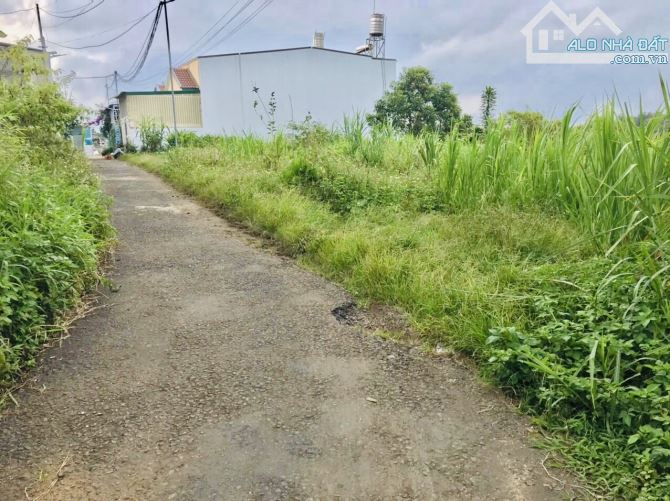 Bán đất biệt thự khu dân cư, vị trí góc HXH 288/ Phan Đình Phùng, phường 2, TP Bào Lộc