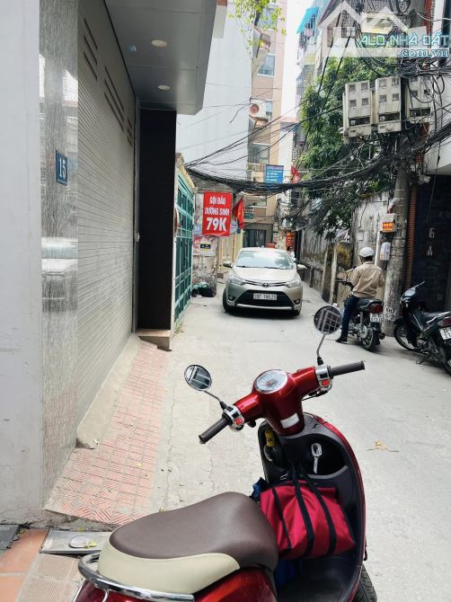 Bán nhà Cầu Giấy Nghĩa Đô 40m 5 tầng 7.8 tỷ dân xây lô góc ô tô 2 thoáng