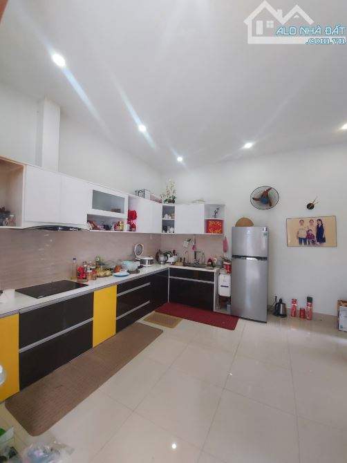 Bán Nhà Đường Chính Hữu, Lô Góc, 121m2, Gần Biển, Kinh Doanh, Giá Đầu Tư - 3