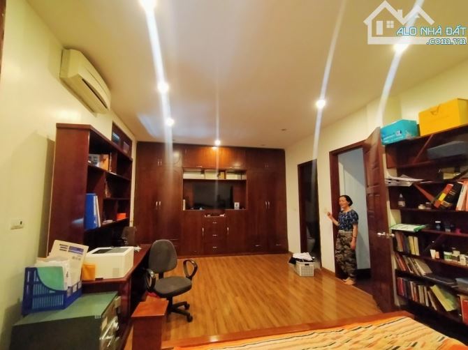 Bán Nhà Đẹp Sài Đồng, Ở - Kinh Doanh Đẳng Cấp, Hàng xóm Vinhomes Riverside. - 3