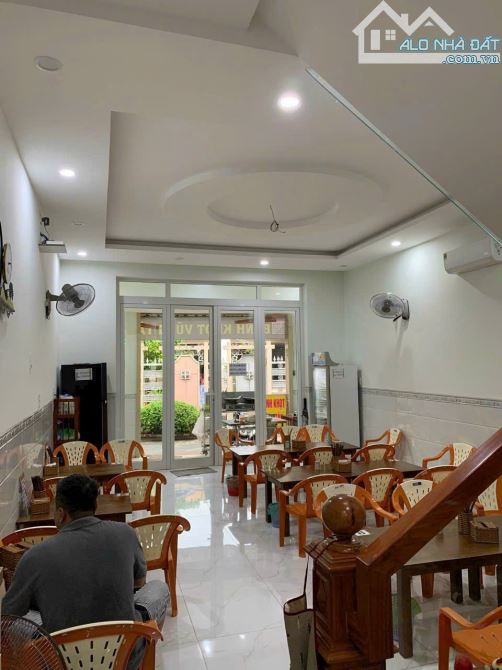 cho thuê căn nhà 1 trệt 1 lầu phường thống nhất.diện tích 4,1x 15 (60m2) 120m2 sàn sử dụng - 4