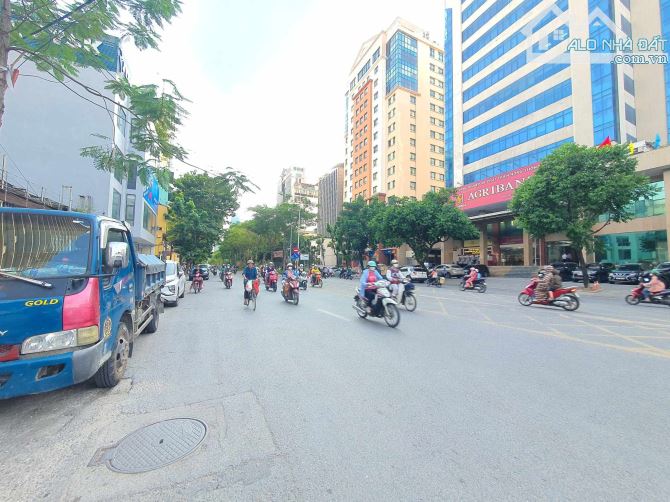 DUY NHẤT 1 CĂN PHỐ LÁNG HẠ, BA ĐÌNH 125M, C4,  MT 6M, OTO TRÁNH, TẶNG GPXD 8T, 20TY