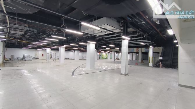 Cho thuê mặt bằng kinh doanh tại chân đế 229 Tây Sơn, Mipec Tower diện tích linh hoạt