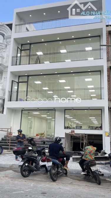 Cho thuê Tòa Nhà Đường Trần Não An Phú An Khánh 5 tầng 800m² sàn trống suốt