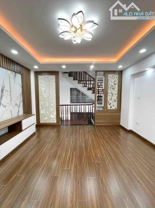 Bán nhà Đại Từ - Nguyễn Cảnh Dị, 45m2, ngõ ô tô đỗ cửa, rộng, nhà mới, đẹp, giá 5,39 tỷ - 2