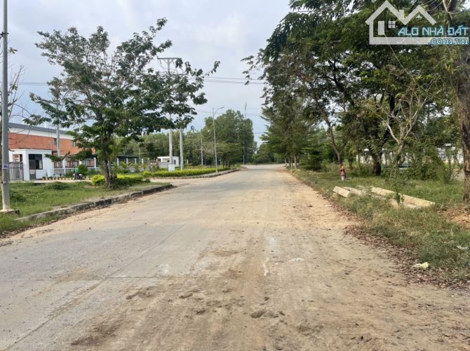 2500m2 đất khu công nghiệp xã An Thạnh, Bến Lức, Long An giá 15 tỷ - 4