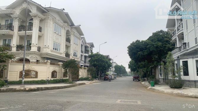 Bán nhà 6x20m, 4T đường 16m Đặng Thùy Trâm, mặt sau là công viên lớn nhất khu, giá 17,5 tỷ - 4