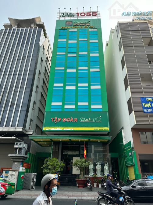 Ban nha MT, 4 lầu, đường CAO BÁ NHẠ. Q1. Dt: 4.5m x 18m, nở hậu 7m. Giá: 27 tỷ.