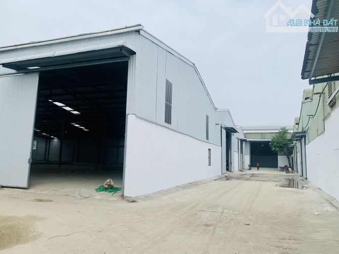 Cho thuê 2000m2 nhà xưởng trong kcn Nguyên Khê - 1