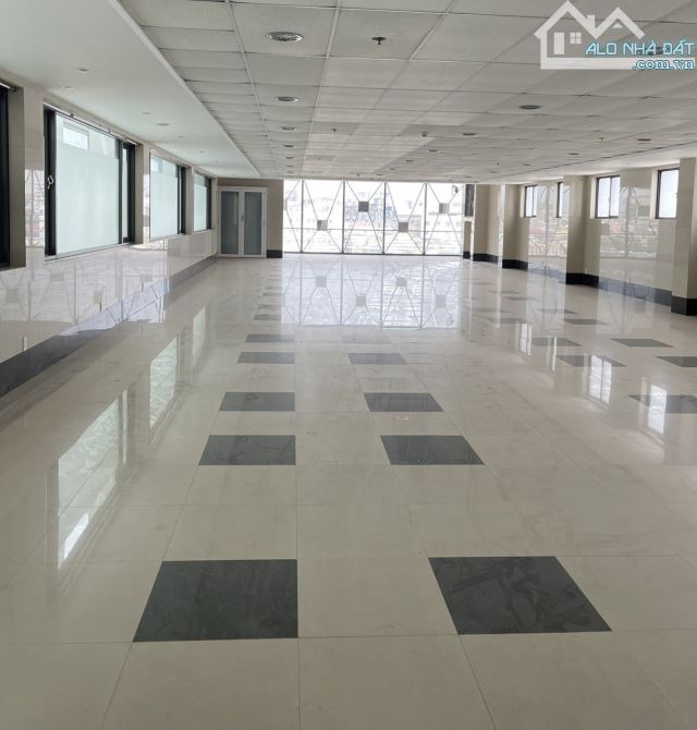 Bán gấp Building Phạm Hùng, P.11, Q.8 giá giảm sốc chỉ còn 122 tỷ 12x45m nở hậu - 2