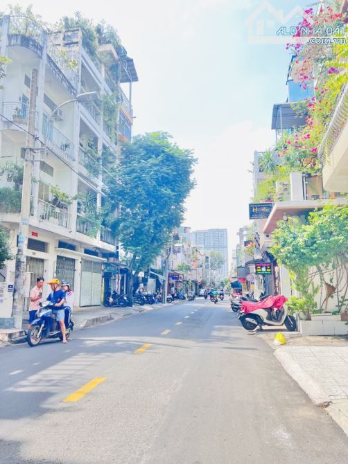 Bán Nhà Mặt Tiền Đường Nhật Tảo, Phường 8, Quận 10, 39m2, 5 Tầng, Ngang 3,3m - 3