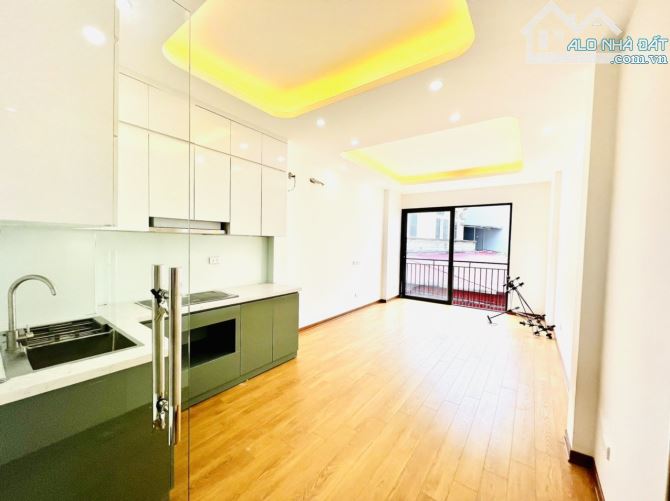 Bán Nhà Đẹp Tôn Thất Tùng, Trường Chinh, Đống Đa, Lô góc 3 Thoáng 52 m2, 4 tầng chỉ 9 tỷ 8 - 3
