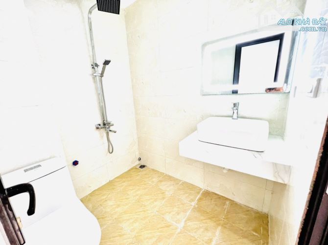 Bán Nhà Đẹp Tôn Thất Tùng, Trường Chinh, Đống Đa, Lô góc 3 Thoáng 52 m2, 4 tầng chỉ 9 tỷ 8 - 5