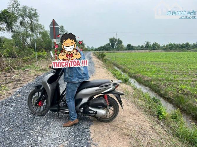 Chỉ 750tr sở hữu 1000m2 đất vườn chuyển thổ view kênh - 5