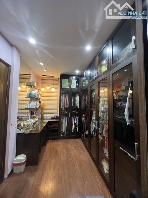Khu P/lô Vip, ô tô, vỉa hè kinh doanh phố Giải Phóng, DT 70m2, Giá 14 tỷ - 1
