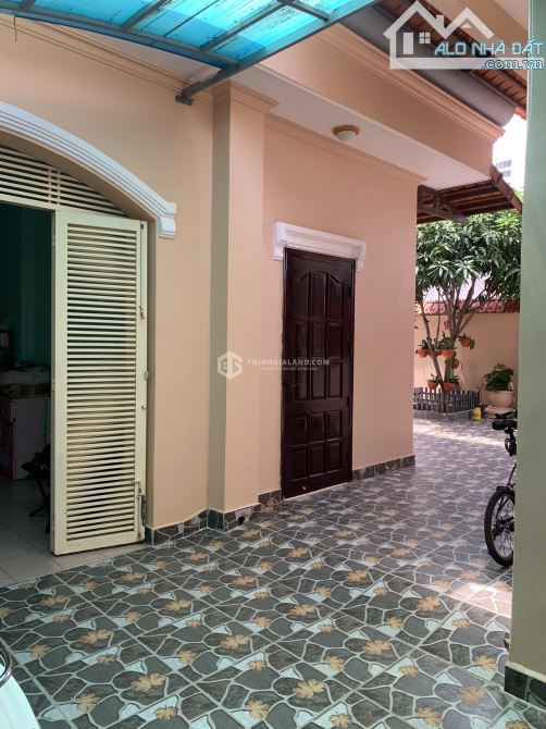 NHÀ BIỆT THỰ KHU VỨC TRUNG TÂM VŨNG TÀU VỊ TRÍ YÊN TĨNH DÂN TRÍ CAO - 3