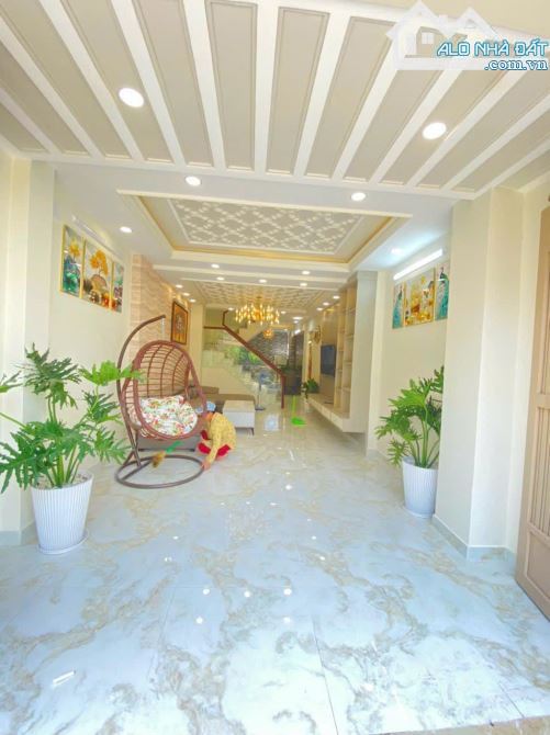Bán nhà đường Huỳnh Thị Đồng, 4 tầng, giá 7 tỷ