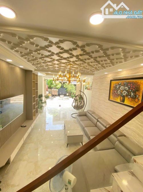 Bán nhà đường Huỳnh Thị Đồng, 4 tầng, giá 7 tỷ - 1