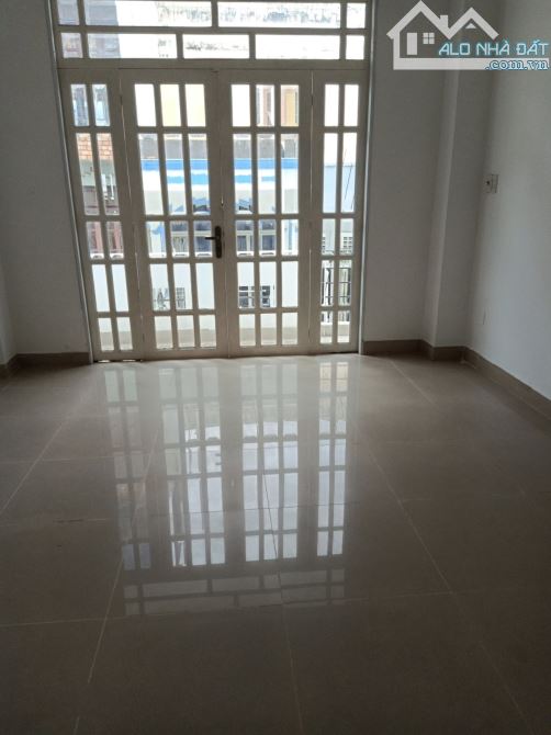 PHAN VĂN TRỊ, PHƯỜNG 10, NGAY CITYLAND, XE HƠI VÀO NHÀ, 4 TẦNG, NGANG 4 CHỈ 6 TỶ - 1
