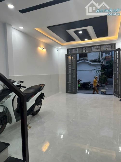 Chủ gửi bán gấp căn nhà Quận 12 vào hẻm 137/ Tân Hưng Thuận 3,8 tỷ/39,5 m2 sổ hồng 1 lầu - 3