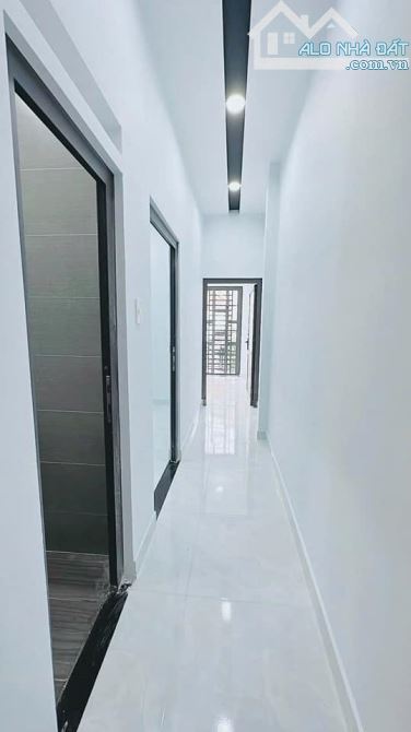 Chủ gửi bán gấp căn nhà Quận 12 vào hẻm 137/ Tân Hưng Thuận 3,8 tỷ/39,5 m2 sổ hồng 1 lầu - 4