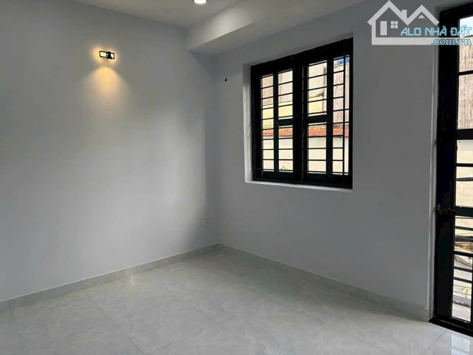 Chủ gửi bán gấp căn nhà Quận 12 vào hẻm 137/ Tân Hưng Thuận 3,8 tỷ/39,5 m2 sổ hồng 1 lầu - 5