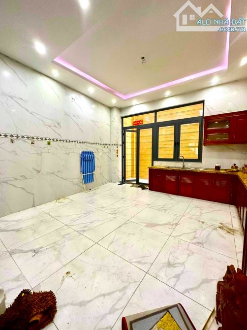 BÁN NHÀ ĐẸP MẶT TIỀN HÀN HẢI NGUYỄN QUẬN 11 - 5TẦNG 6PN 81M2 NỞ HẬU - CHỈ 15,2 TỶ TL. - 9