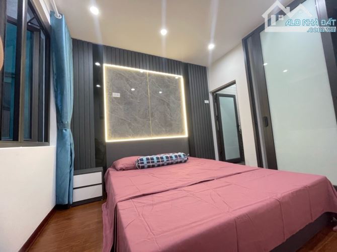 2,68 TỶ - 4 TẦNG - SỔ ĐỎ RIÊNG - Ô TÔ TẬN CỬA - CÁCH MẶT PHỐ 10M - TRUNG TÂM HAI BÀ TRƯNG - 3