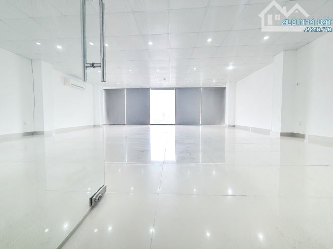 Cho thuê nhà Hầm 5 Tầng sàn trống suốt 700m2 Lương định của An Phú Quận 2 - 3