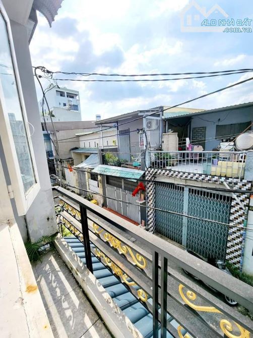 Chủ gửi bán gấp nhà Q.Gò Vấp, P.14,  hẻm 965// Quang Trung 3 tỷ 750tr/ 37m2 sổ hồng 1L - 3