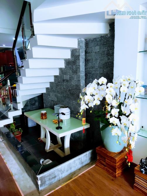 Bán nhà 5 tầng phố Lê Đức Thọ, mặt ngõ oto kinh doanh sầm uất, giá chỉ 7.1 tỷ - 3