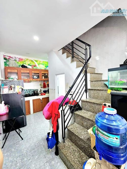 Chủ gửi bán gấp nhà Q.Gò Vấp, P.14,  hẻm 965// Quang Trung 3 tỷ 750tr/ 37m2 sổ hồng 1L - 4