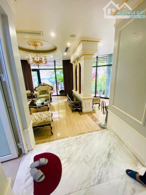 Nhà KĐT Dịch Vọng Công viên Cầu Giấy 268m mặt tiền 16m 74tỷ - 4