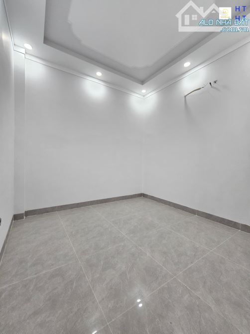 5Tỷ3 TL Bán nhà 1 trệt 2 lầu (100m2) KDC p.An Phú, Tp.Thuận An - 5