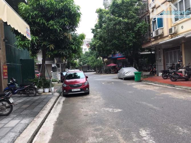BÁN TÒA NHÀ PHÂN LÔ PHỐ PHÚ DIỄN TỪ LIÊM 17 TỶ 90m2 MT 5m 7 TẦNG THANG MÁY  VỈA HÈ Ô TÔ TR