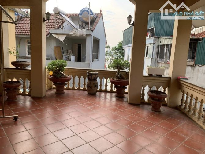 BIỆT THỰ LÔ GÓC VIEW HỒ SÁT PHỐ 28 TỶ 120m 5 TẦNG MT 7.3m GARA Ô TÔ NHẬT CHIÊU TÂY HỒ - 3