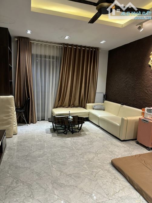 DUY NHẤT PHỐ Hoàng Cầu Đống Đa KINH DOANH đỉnh VIEW HỒ vỉa hè rộng thênh thang HIẾM - 3