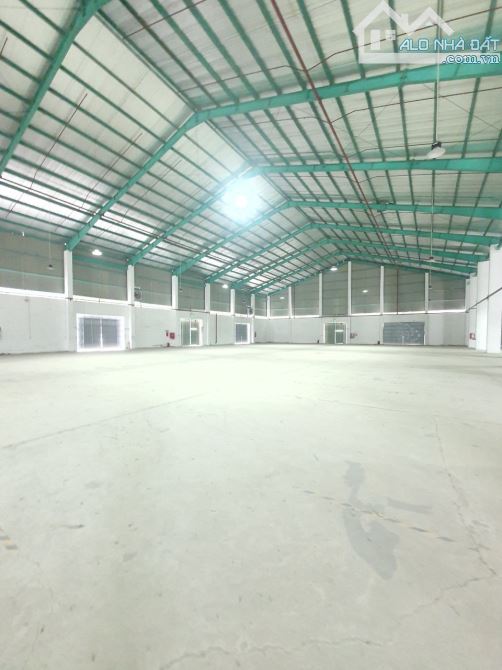 Kho xưởng mới xấy tại quận Bình Tân 7000m2 trần cao 10m có PCCC tự động. - 1